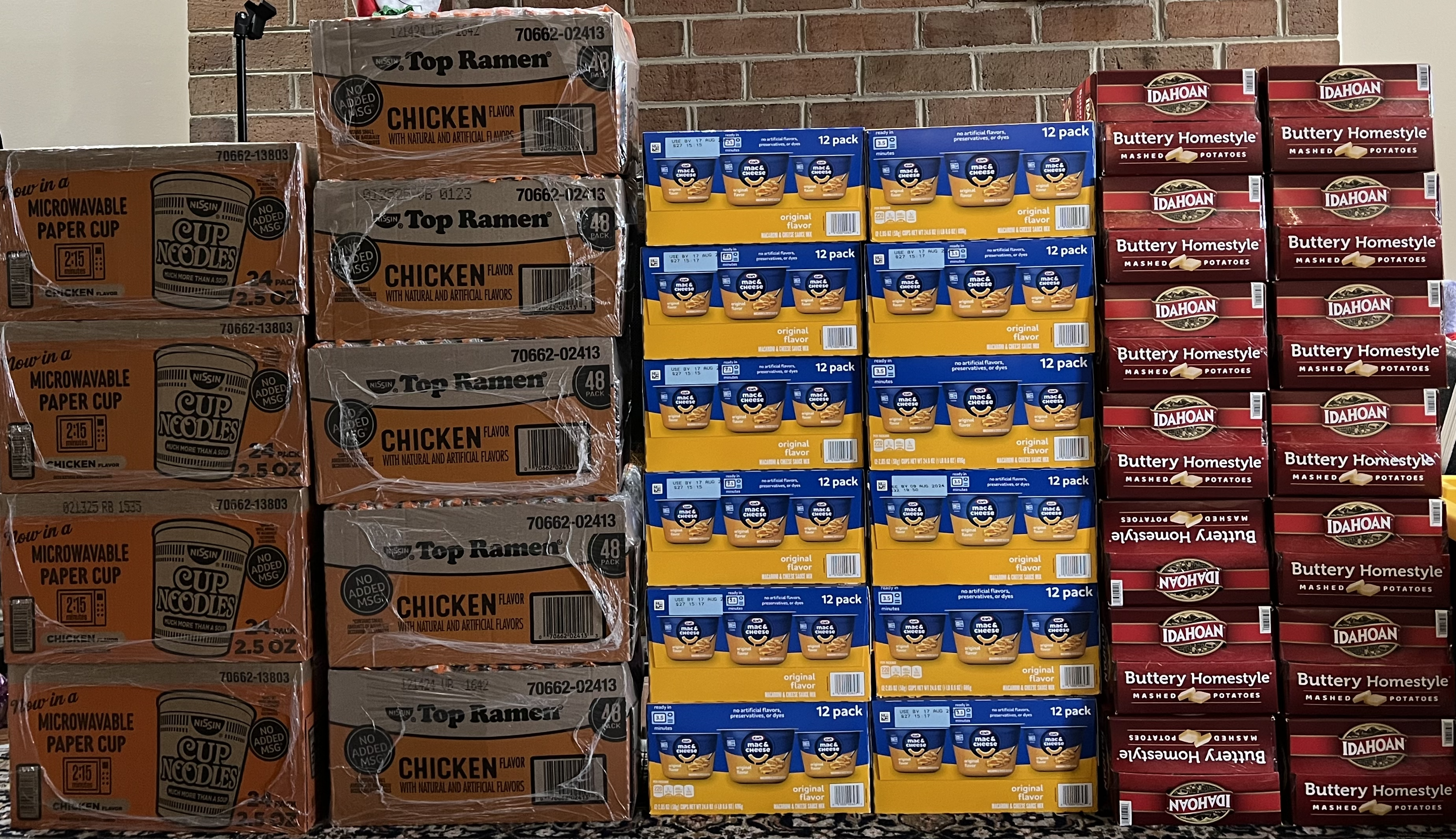 MACONA food donation event