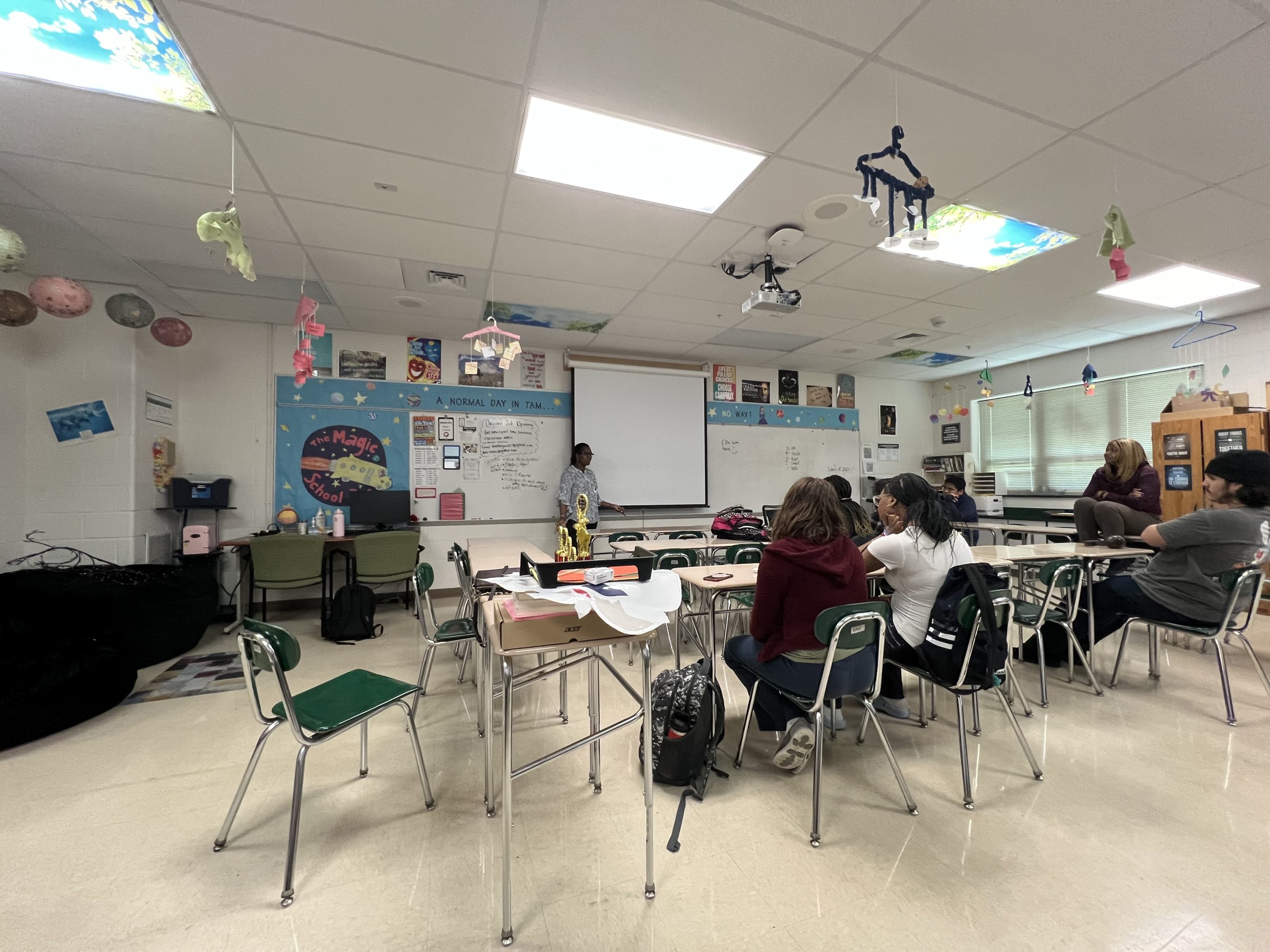 Mimi Williams speaking to students at Atholton High School in Howard County, Maryland about MACONA and charitable impact